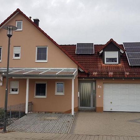 Ferienwohnung Am Kapellenaecker Ноймаркт ин дер Оберпфалц Екстериор снимка